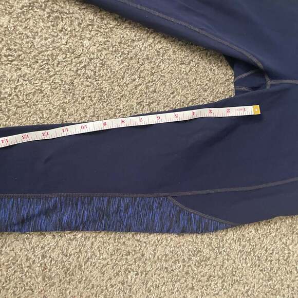 Athleta Splits Revelation Capri Leggings in Navy Blue - Picture 4 of 6
